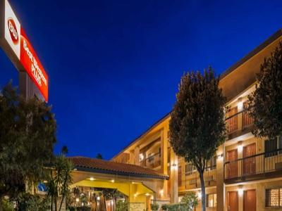 Western Hotel Pleasanton