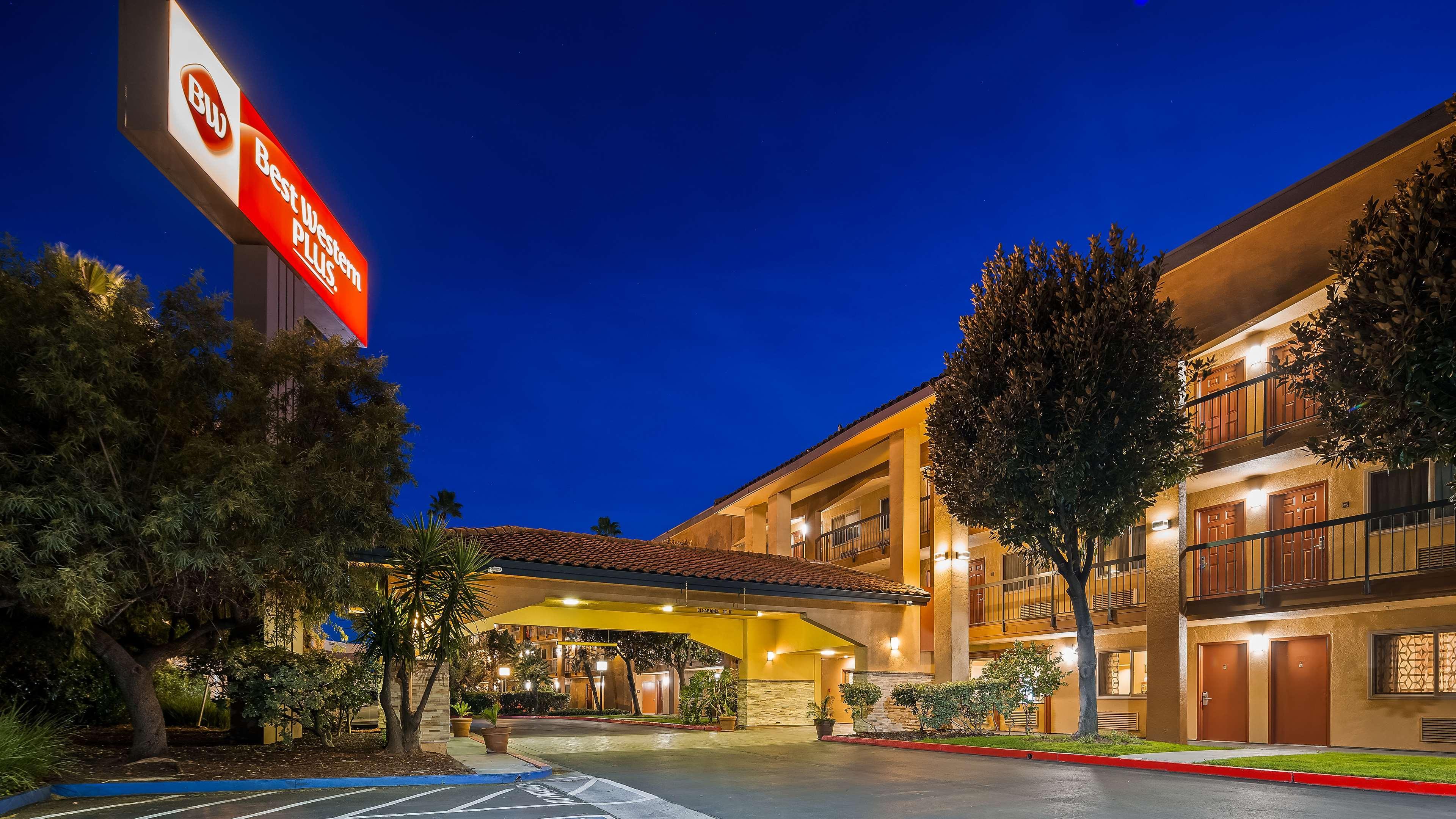Western Pleasanton