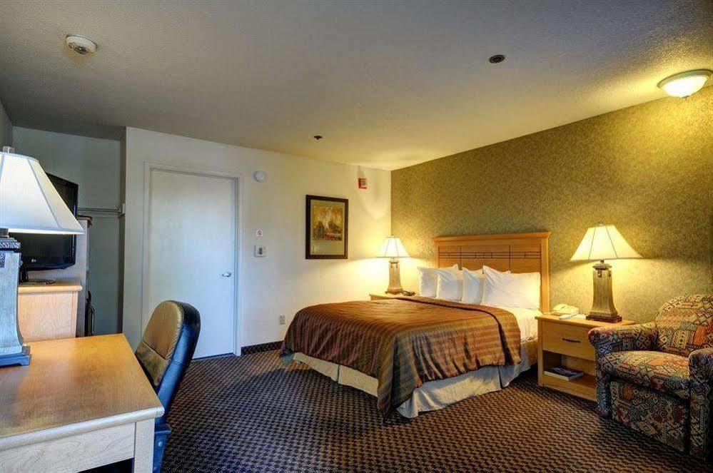 Western Hotel 3*