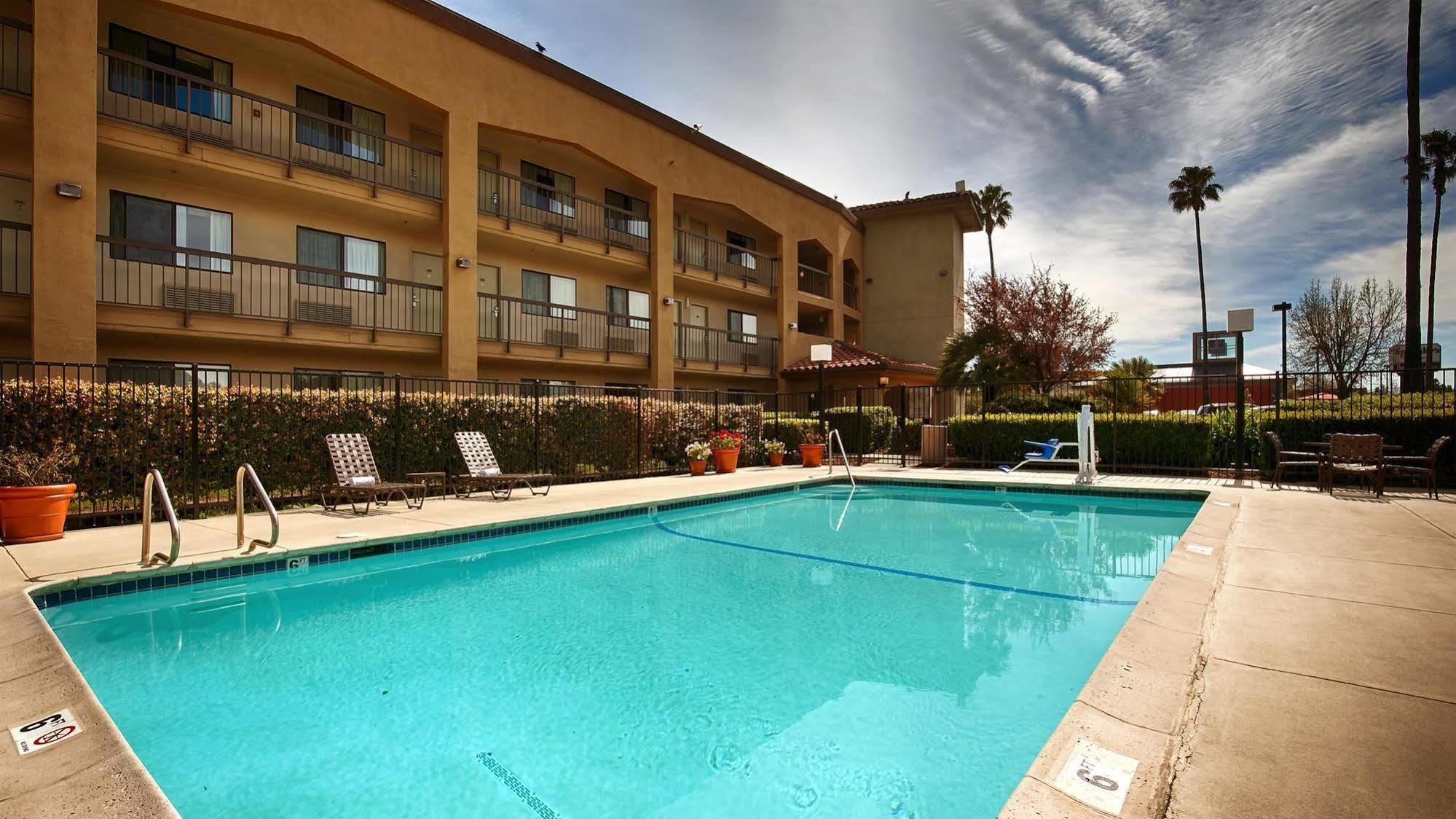 Western Hotel Pleasanton